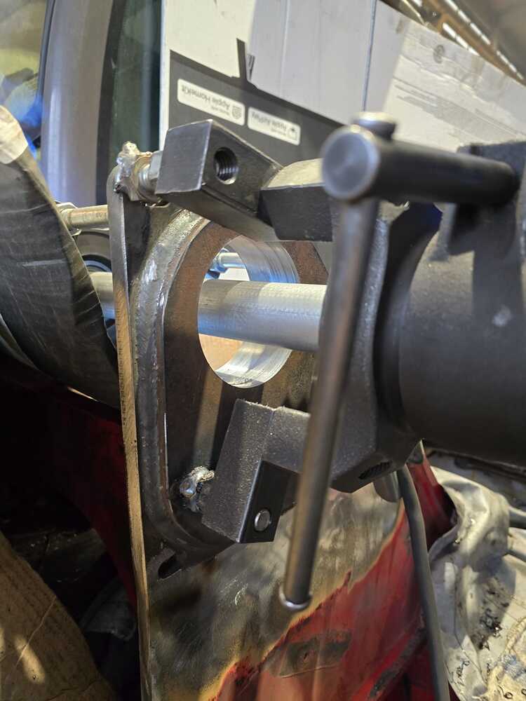 tulejowanie maszyn budowlanych